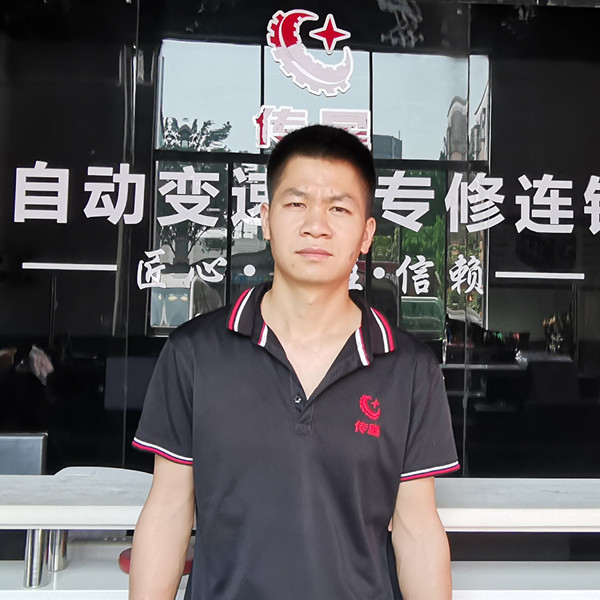 杨国华：广州店技术主管